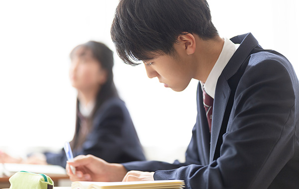 大判をいかした見やすく、わかりやすい紙面