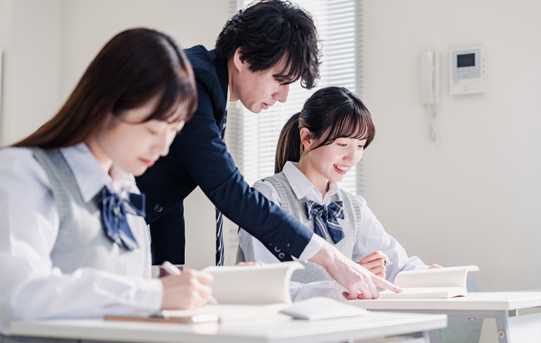 苦手な生徒もつまずかない、ていねいな解説と適切な難易度
