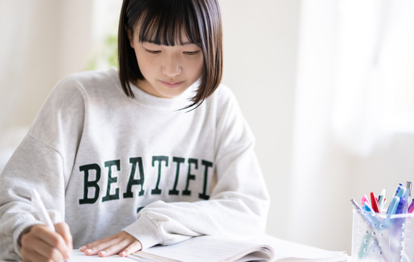 得意な生徒にも対応、充実の問題量と取り組みやすい題材